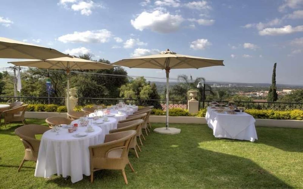 131 on Herbert Baker Boutique Hotel 46/50