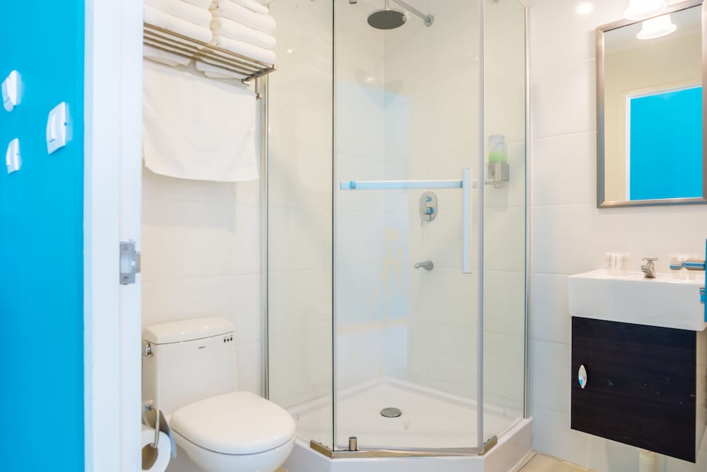 غرفة كلاسيكية بسرير كوين، Bed & Bike Curacao Hostel 4/5