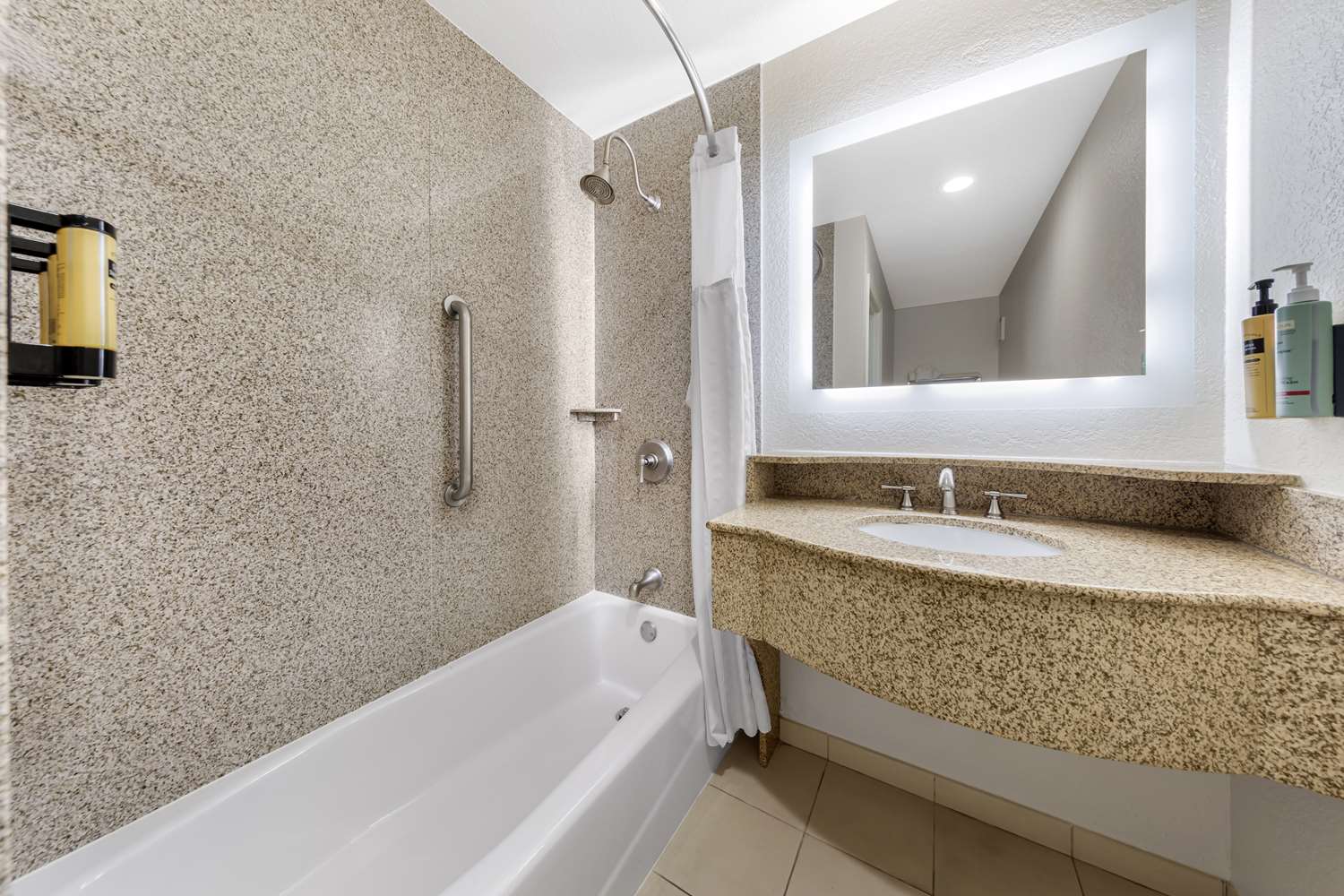 غرفة بسريرين كوين، Best Western Plus Ontario Airport & Convention Center 7/8