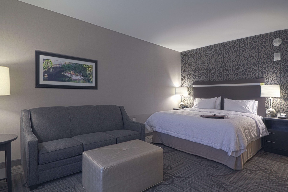 Hampton Inn And Suites Columbus/University Area 13/81