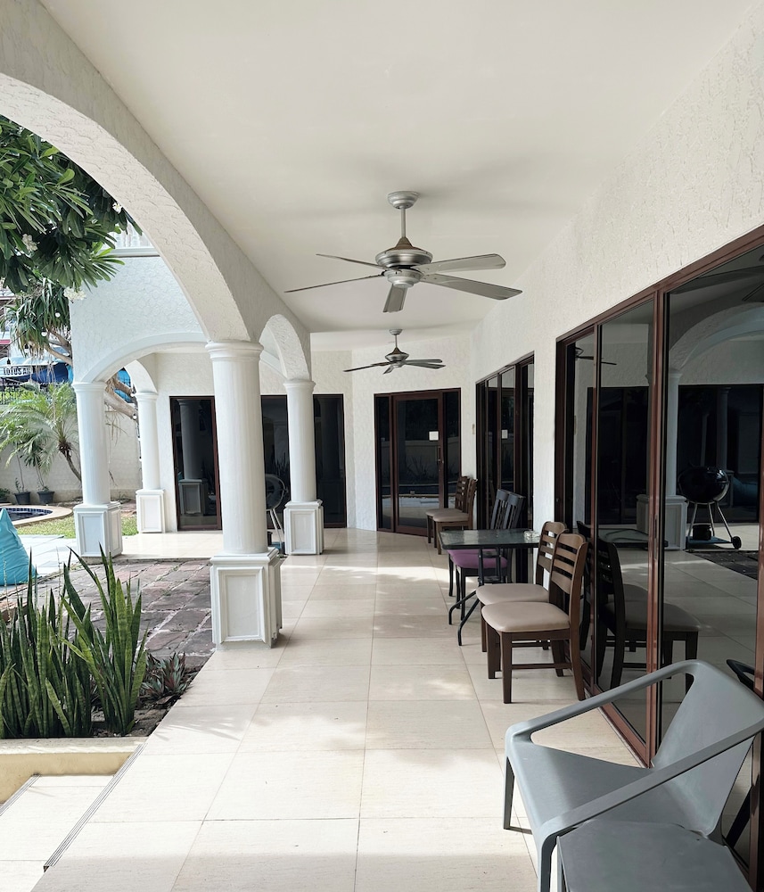 Capital O 631 Blooming Hill Boutique Suites 41/50