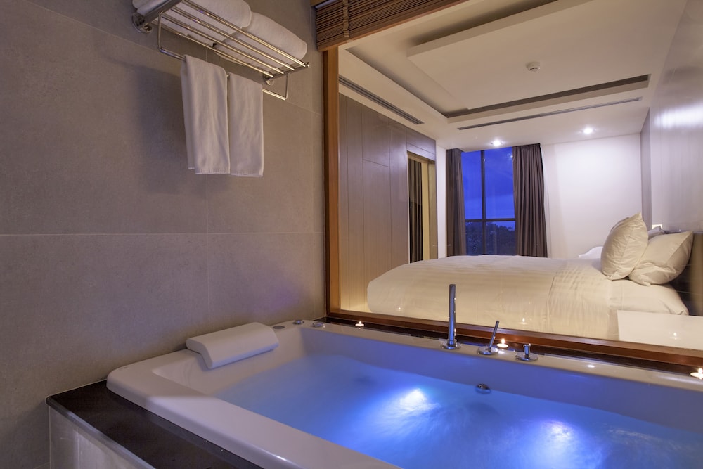 The Zense Boutique Hotel 19/45