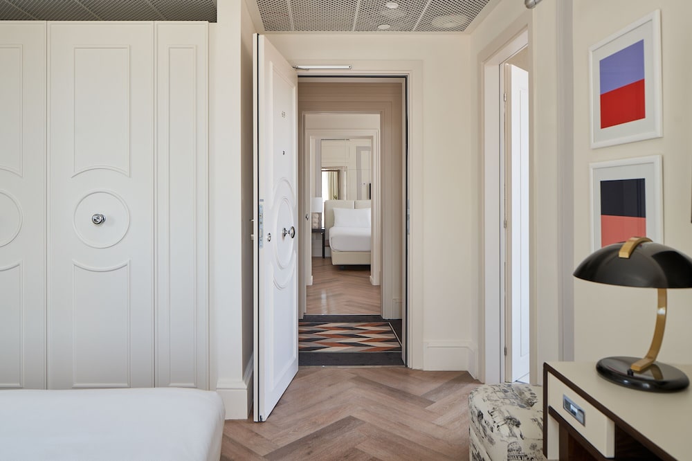 UNAHOTELS Trastevere Rome 24/80