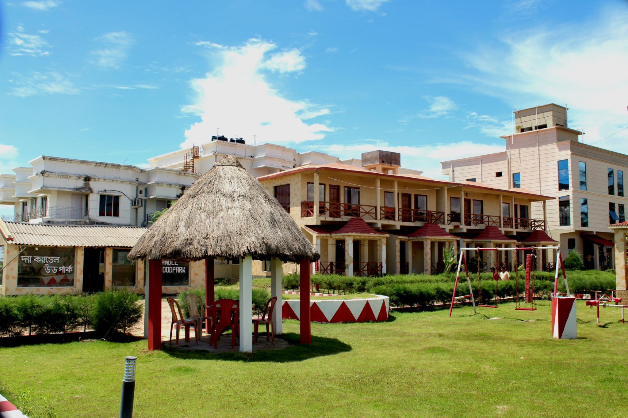 The Candlewood Park Beach Resort 23/33
