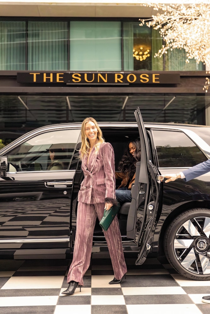 The Sun Rose West Hollywood 64/69