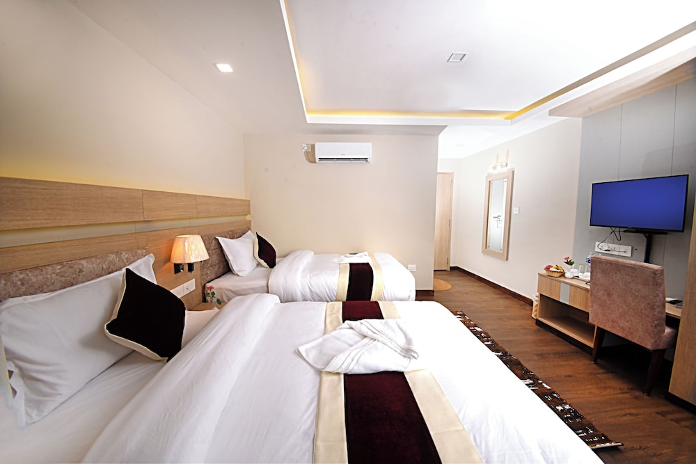Divine Kathmandu Hotel 13/45