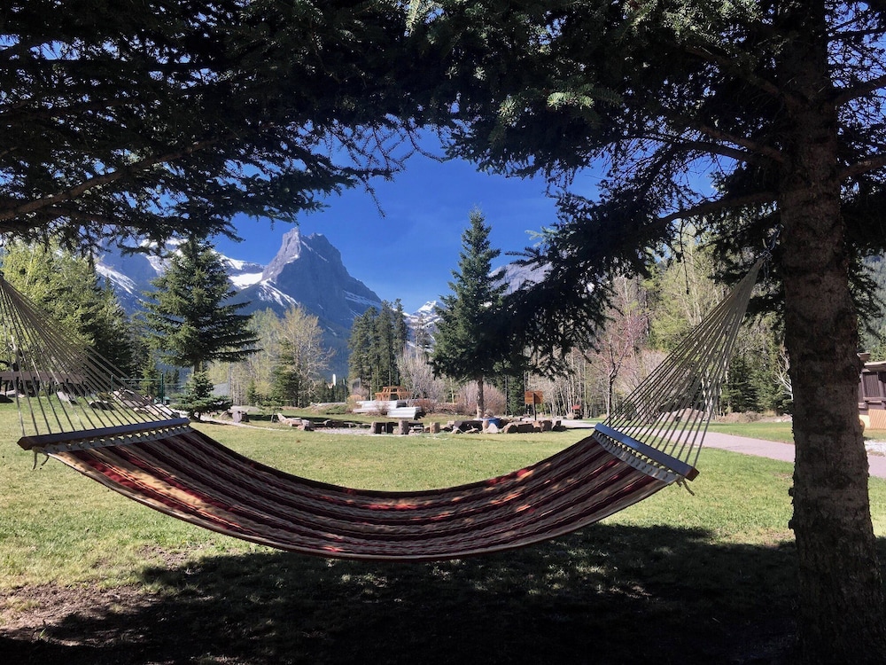 Banff Gate Mountain Resort 51/58