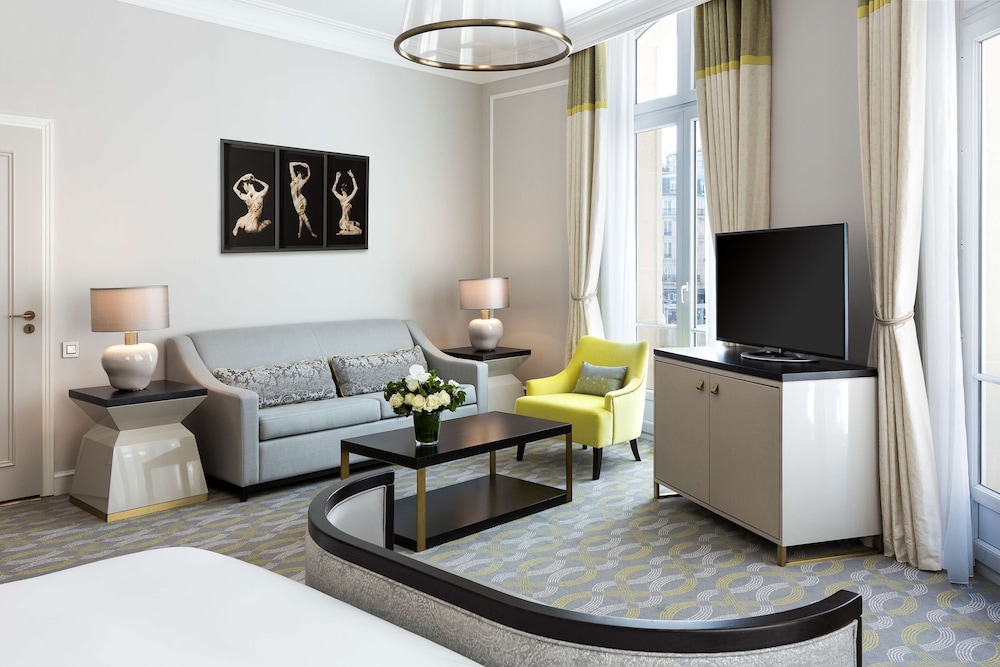 Hilton Paris Opera 36/81