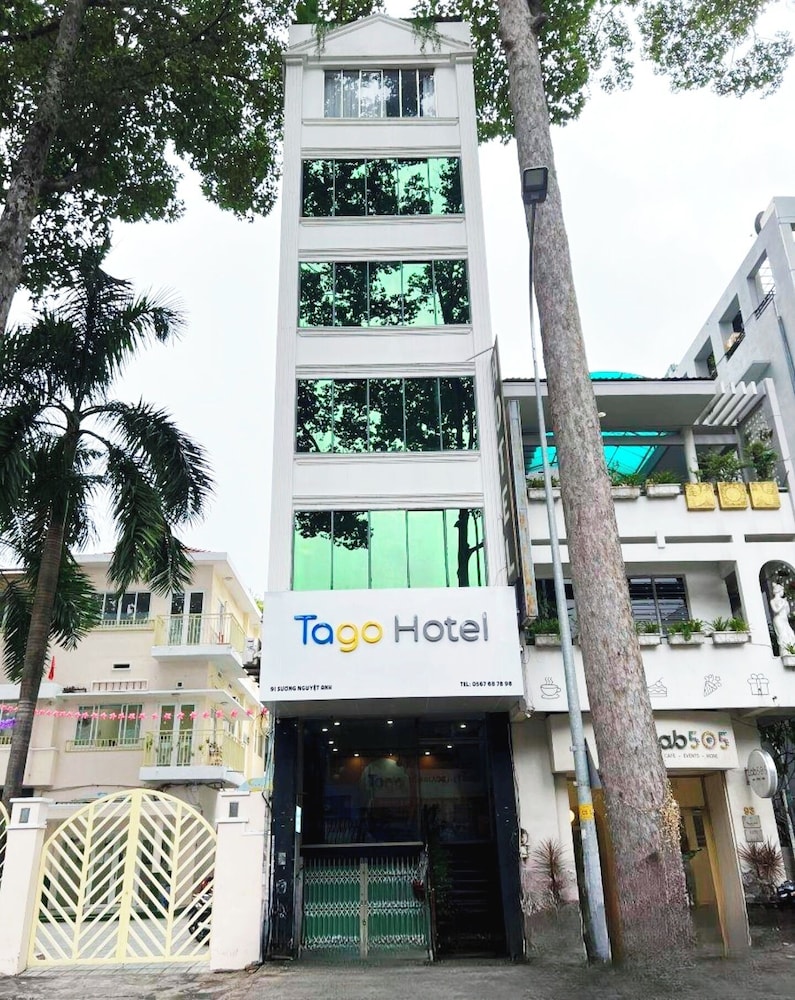 Tago Hotel 2/50