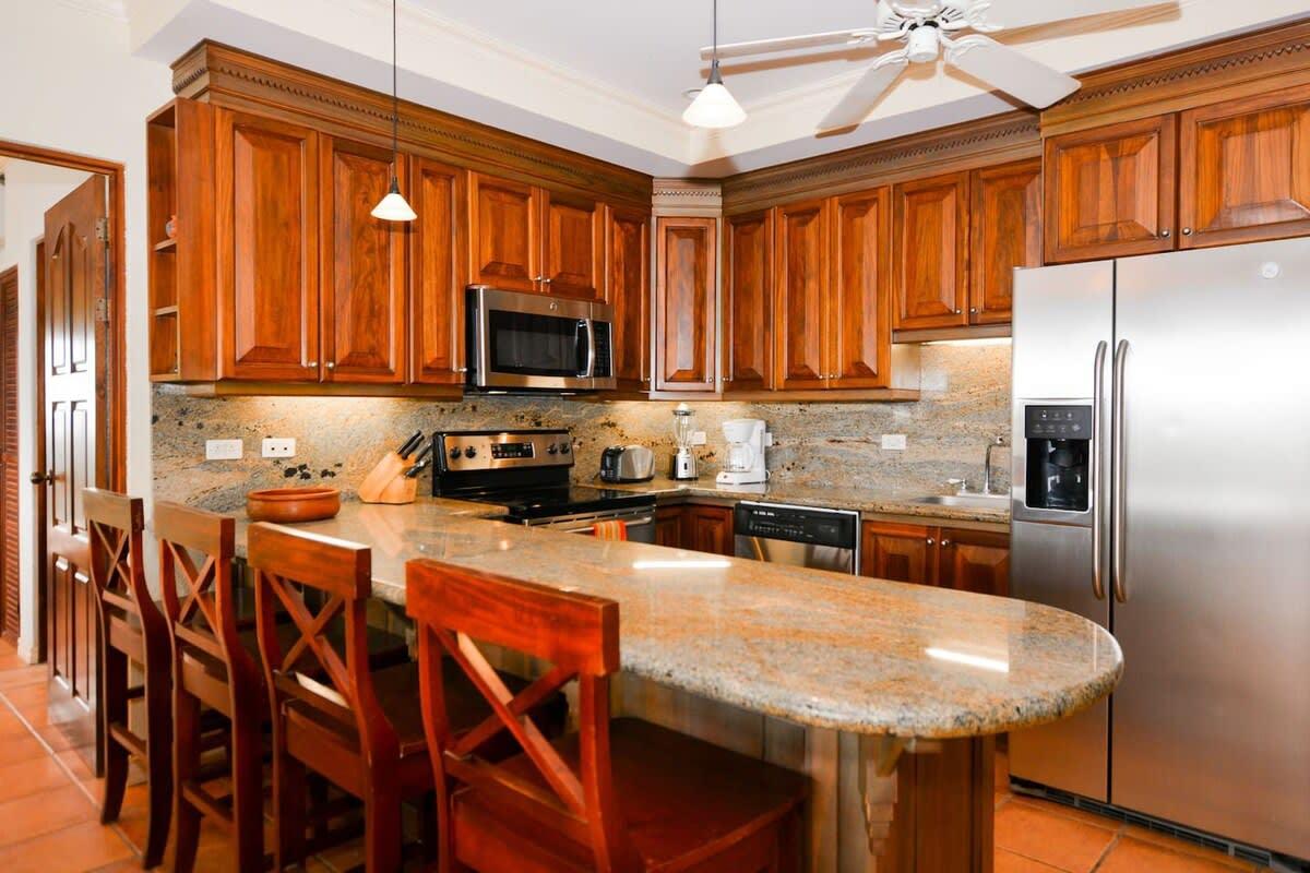 Spectacular - Spacious unit in Flamingo in front of the beach 18/34