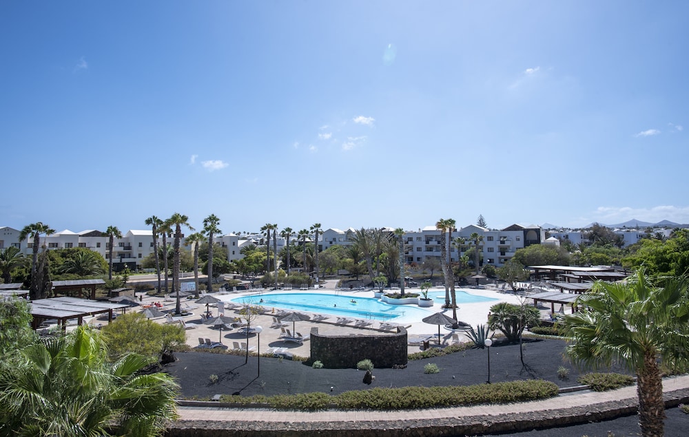 Los Zocos Club Resort 63/66