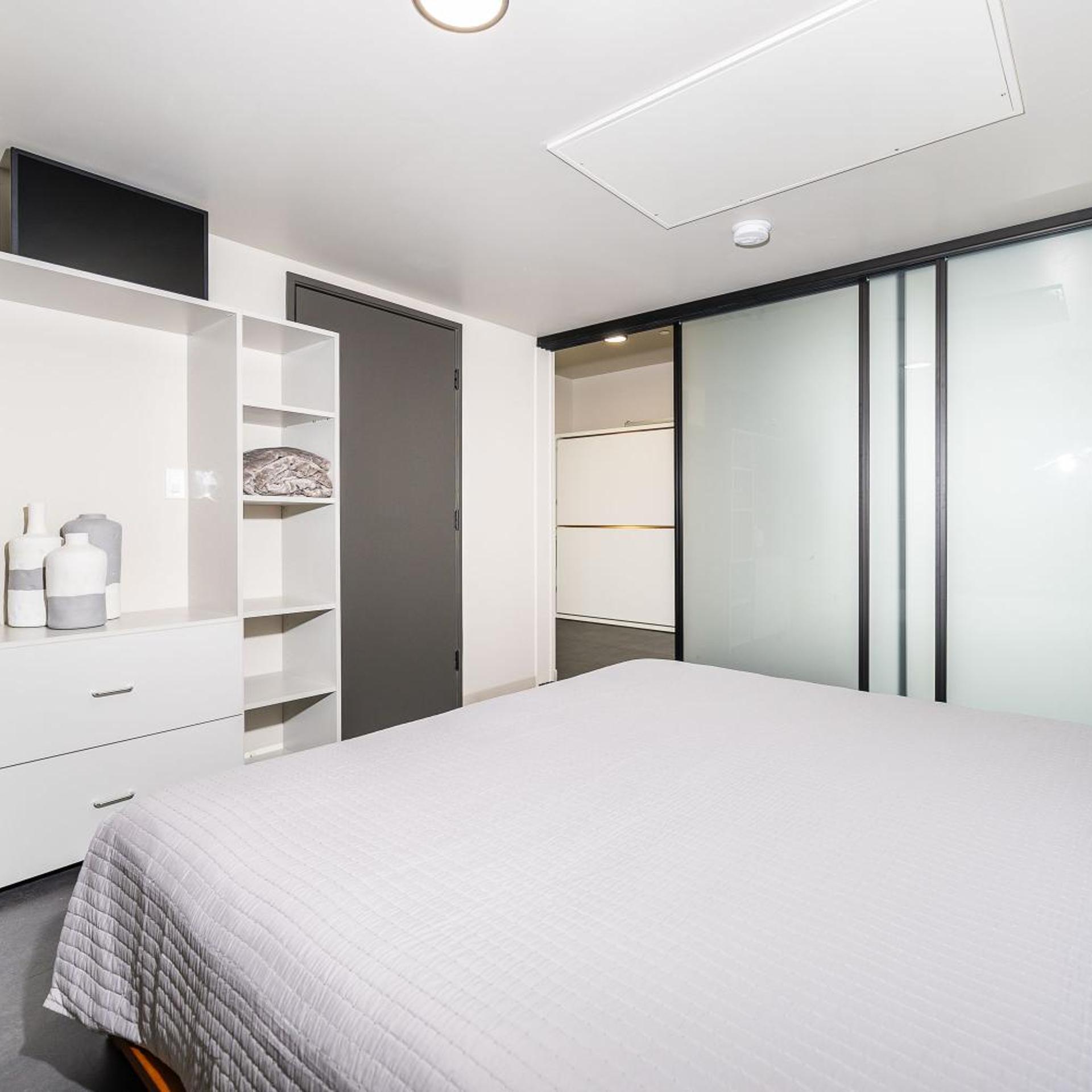 2 Bedrooms, Apartment, Bay View