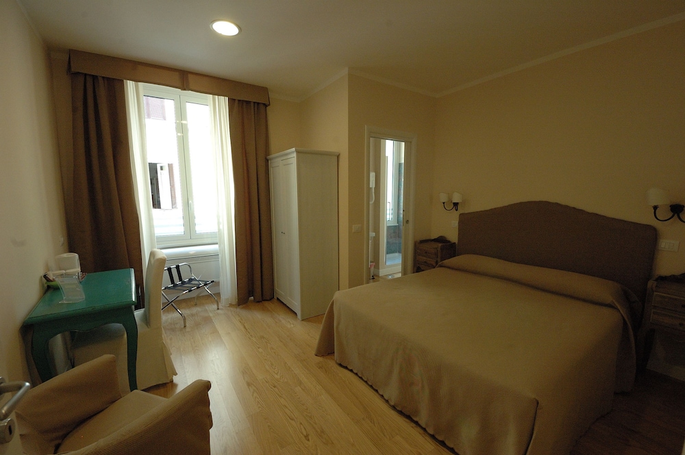 Residenza Dei Gracchi 4/34