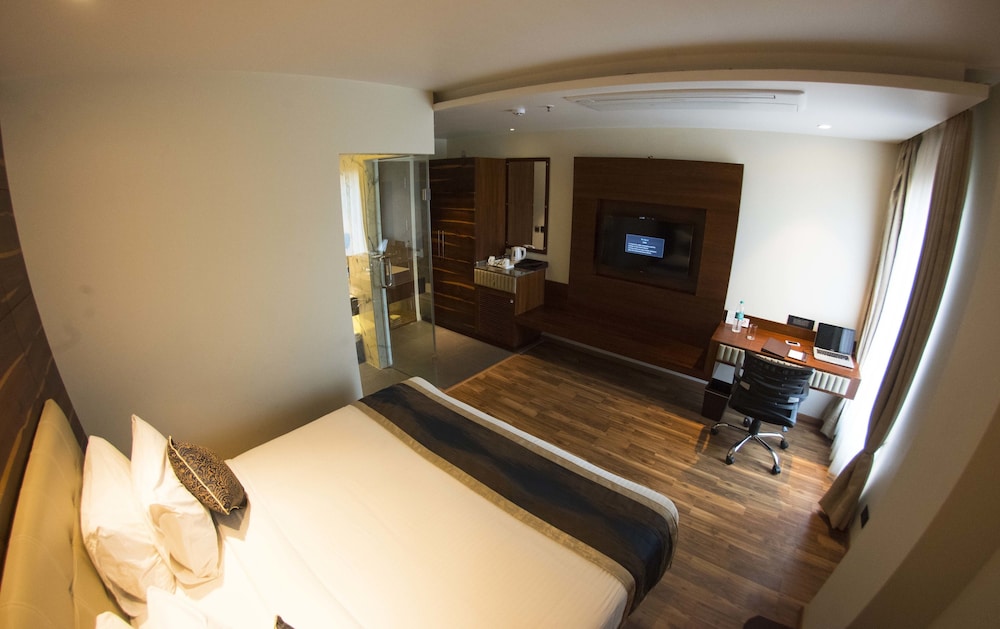 Hotel Connaught Royale 30/51
