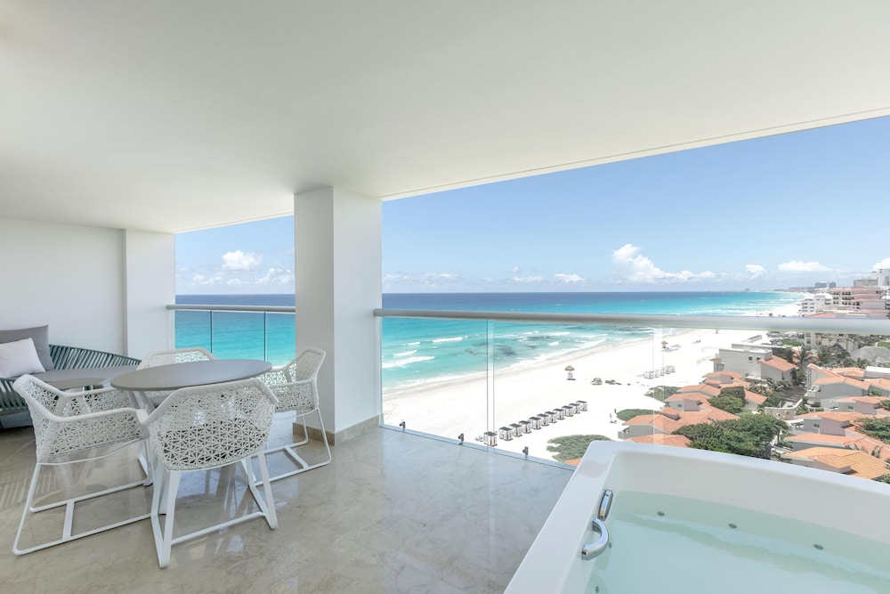 Le Blanc Spa Resort Cancun 55/67