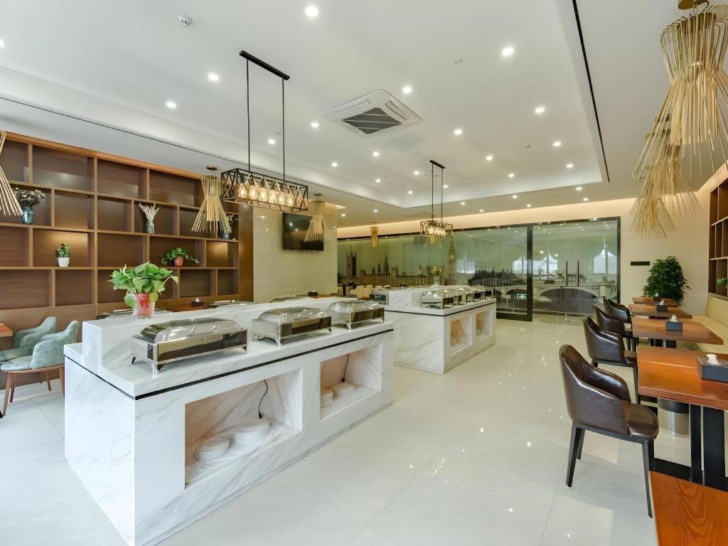Gem Hefei Qianshan North Road Phoenix Hotel 10/50