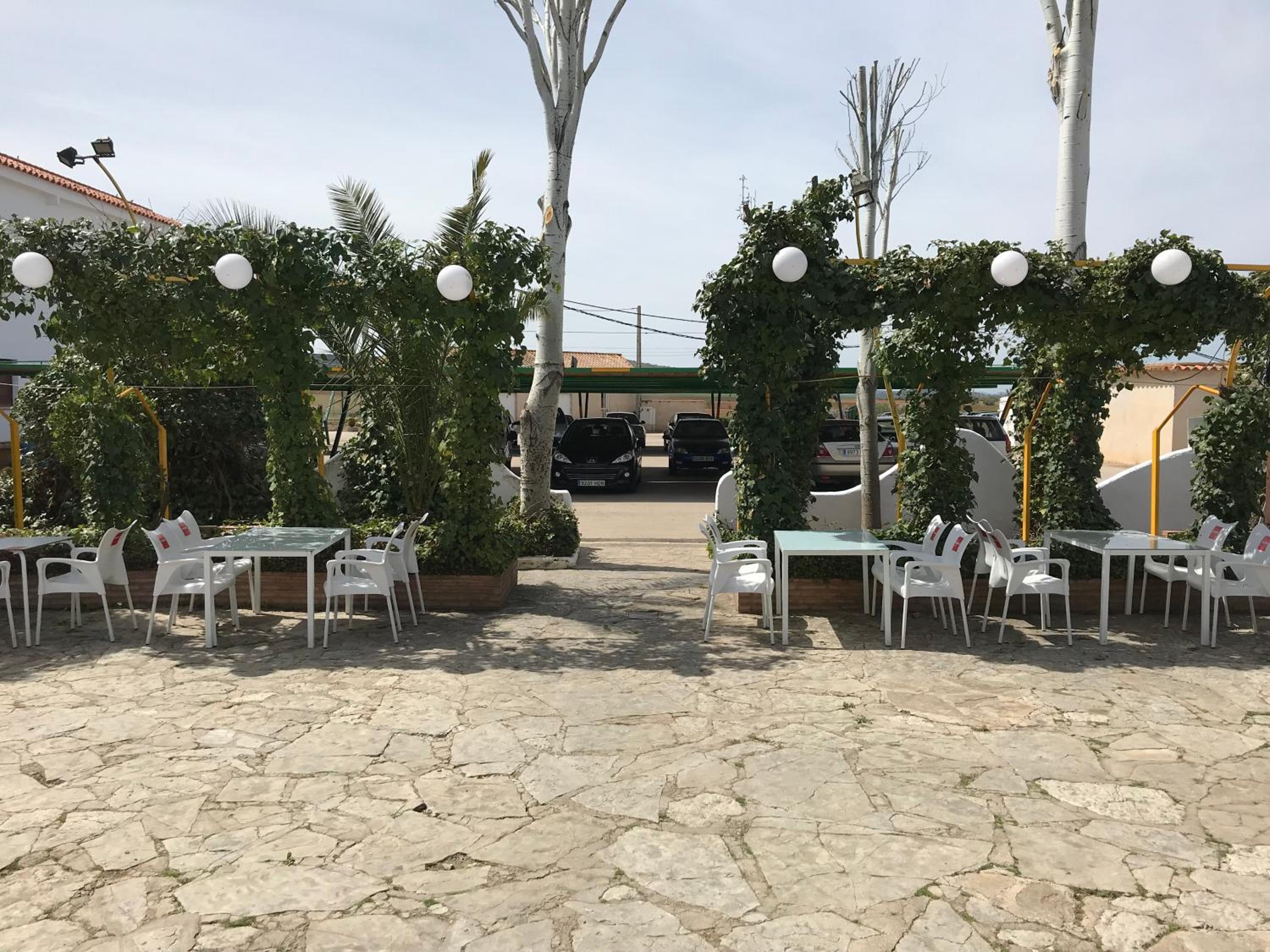 Hotel Restaurante Santa Cruz 48/57