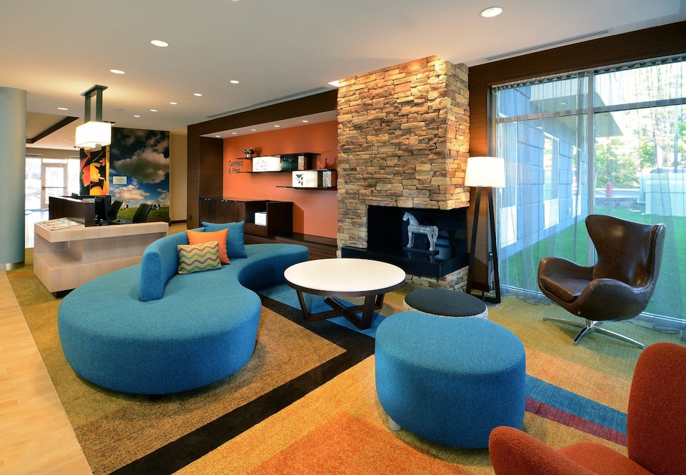 Fairfield Inn & Suites By Marriott Raleigh Capital Blvd./I-540 28/49