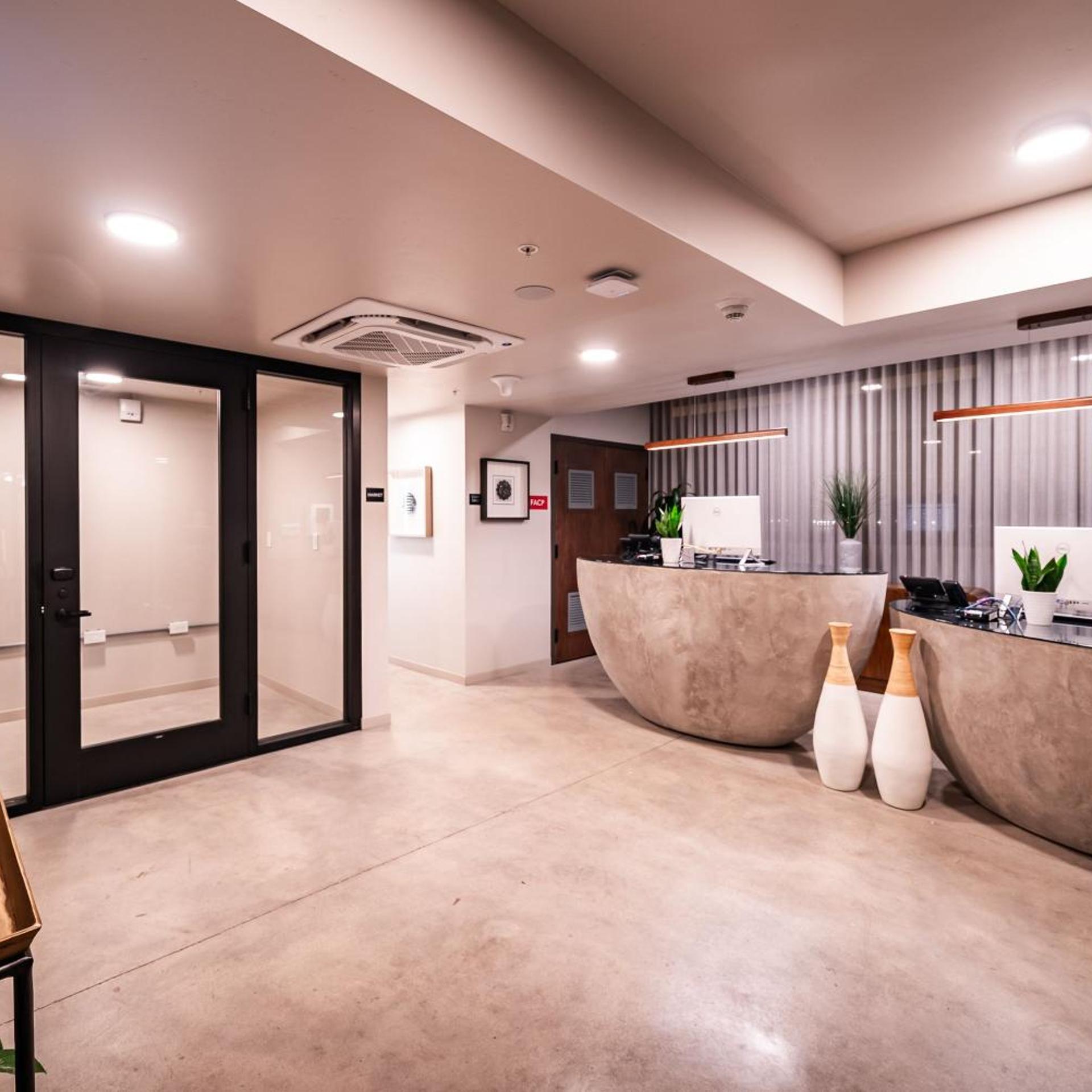 City24 Condo Hotel Little Italy Mission Hills 9/49