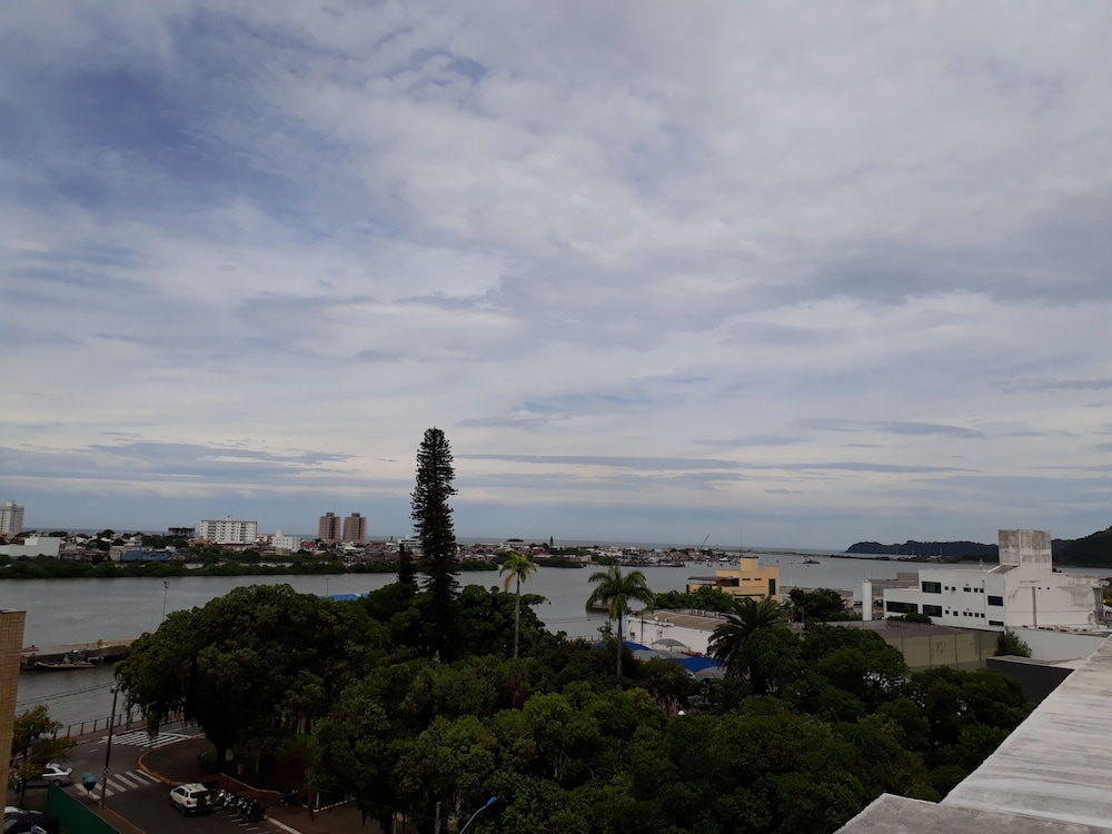 Valerim Itajai Hotel 40/48