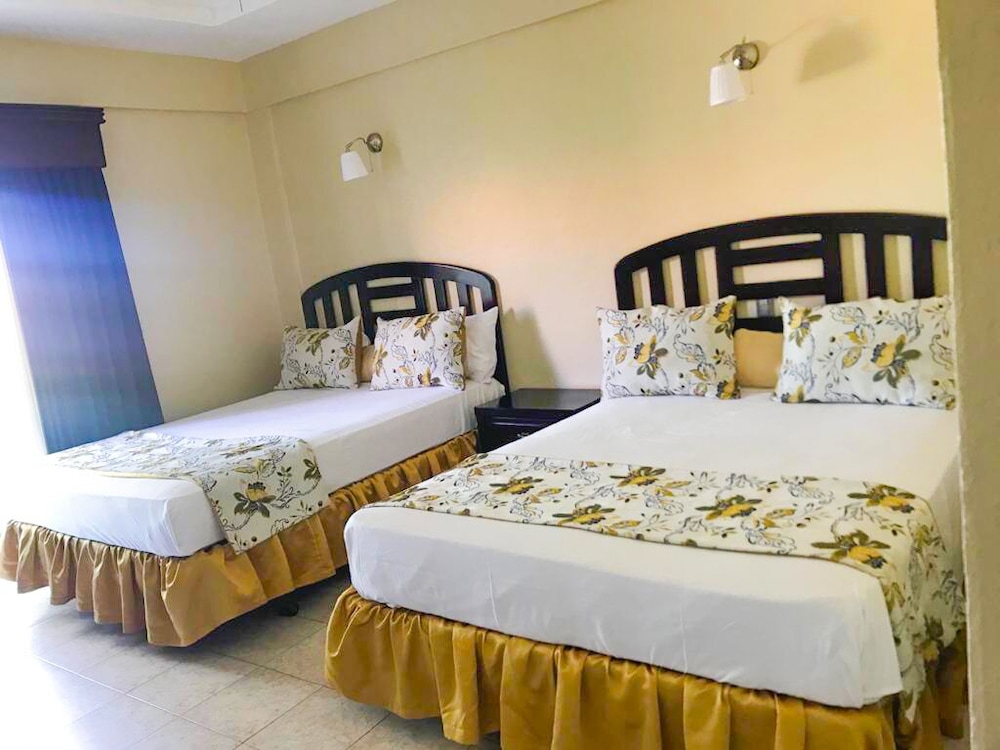 Bavaro Punta Cana Hotel Flamboyan 30/35