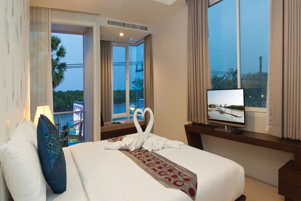Krabi Riverview Hotel 12/28