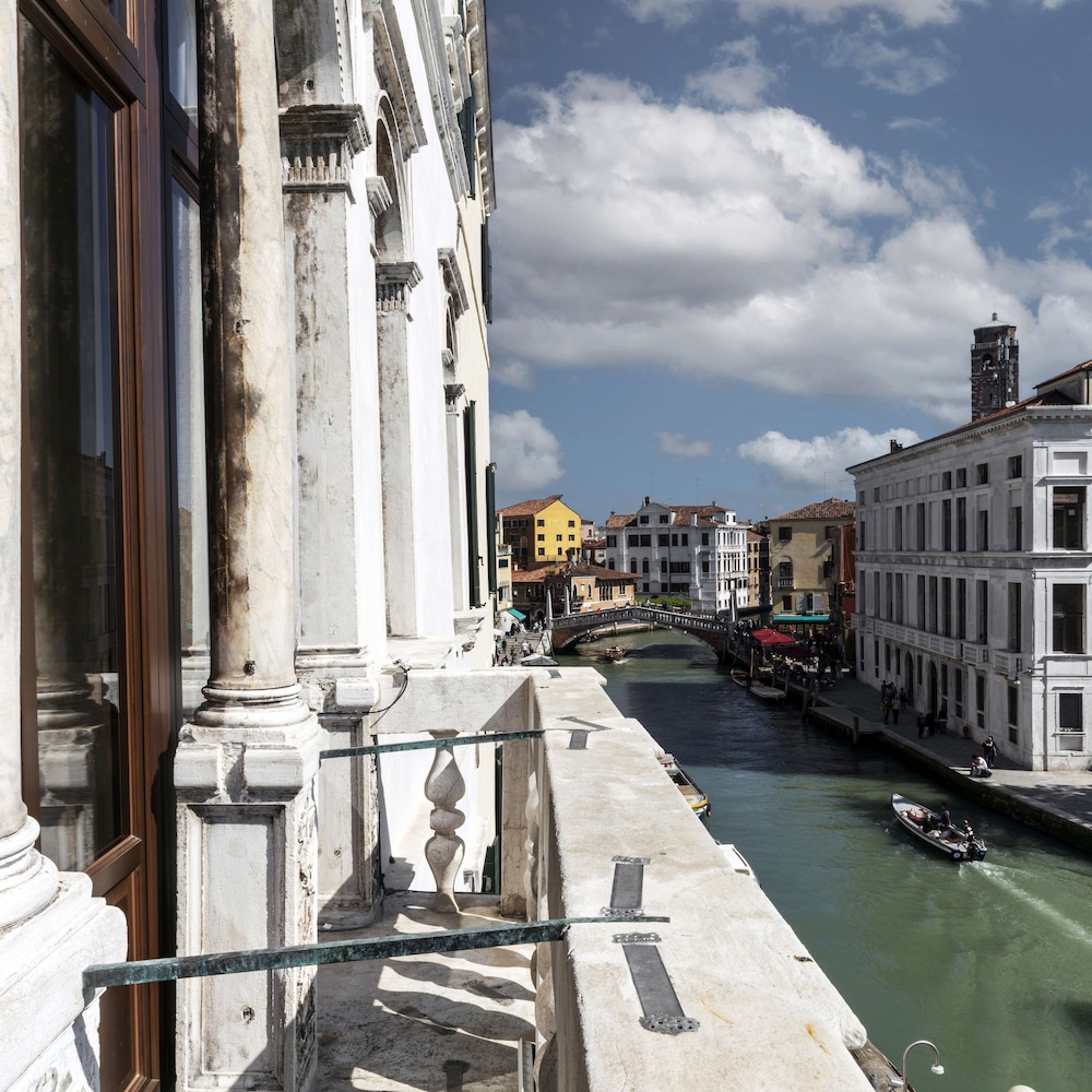Radisson Collection Hotel, Palazzo Nani Venice 72/77