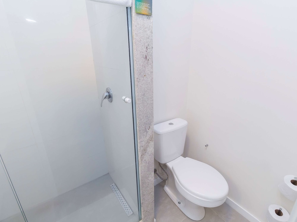 Ibis Budget Blumenau 66/68