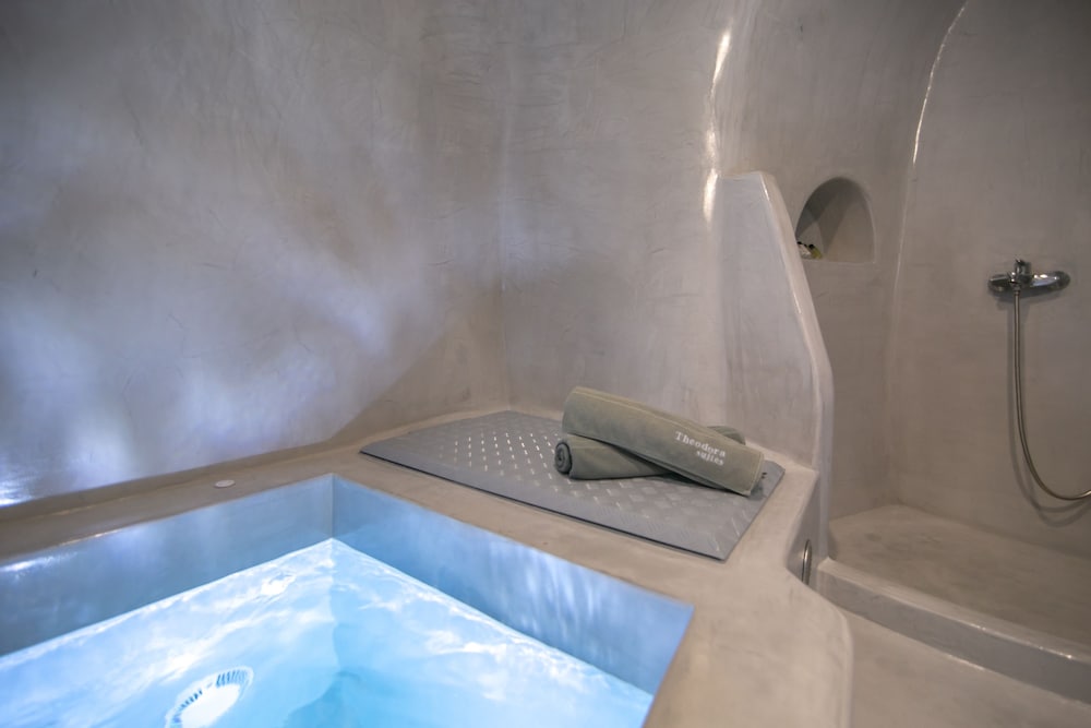 Theodora Suites - Adults Only 20/48