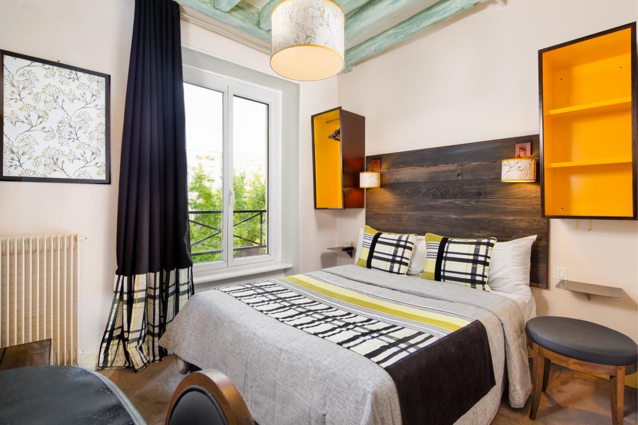 STANDARD, DOUBLE BED