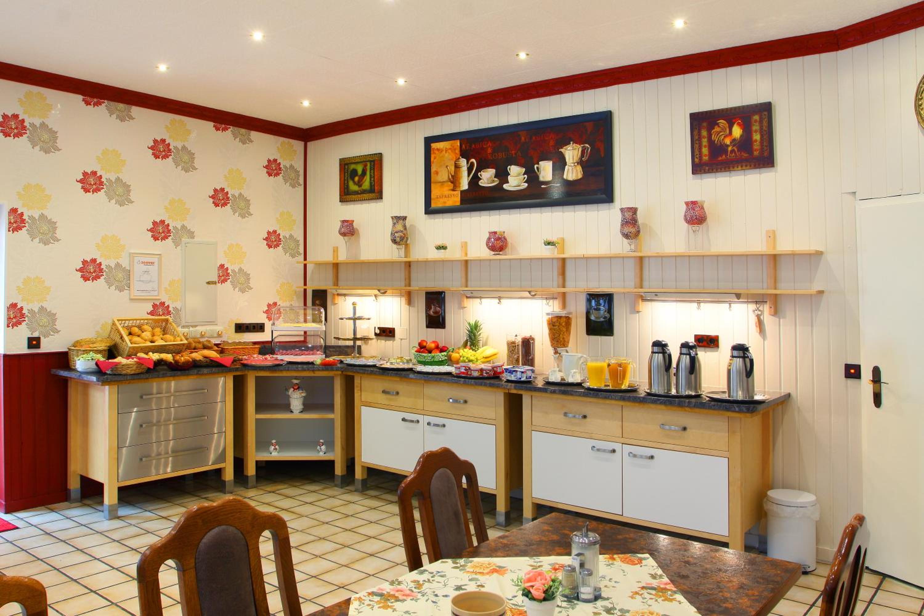 Hotel im Rheintal 40/57