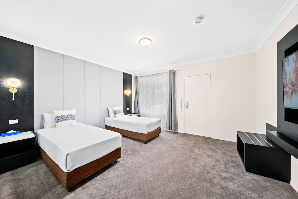 WM Hotel Bankstown 27/56