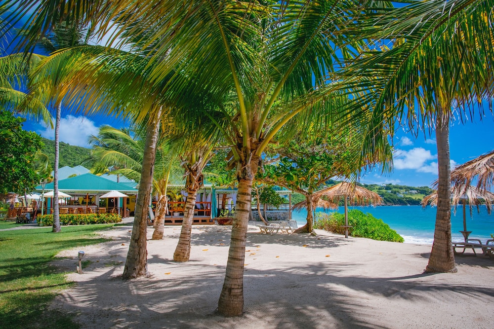 Bequia Beach Hotel 76/78