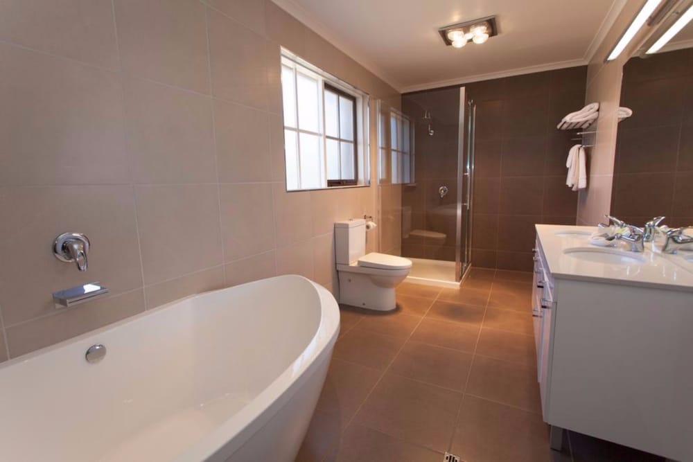 MERCURE PORT OF ECHUCA 37/60