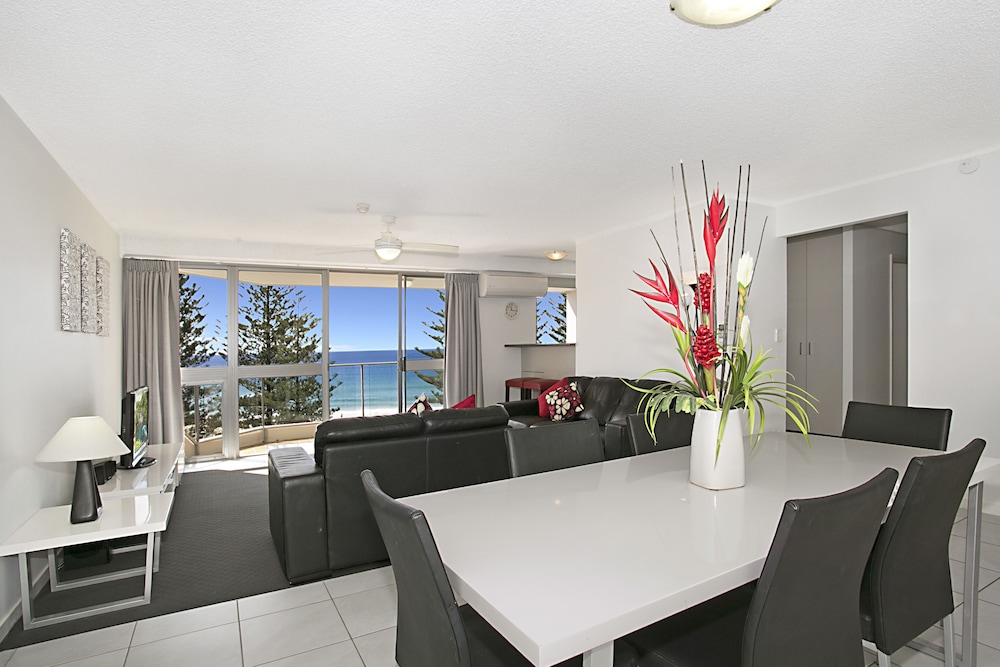 Solnamara Beachfront Apartments 69/75