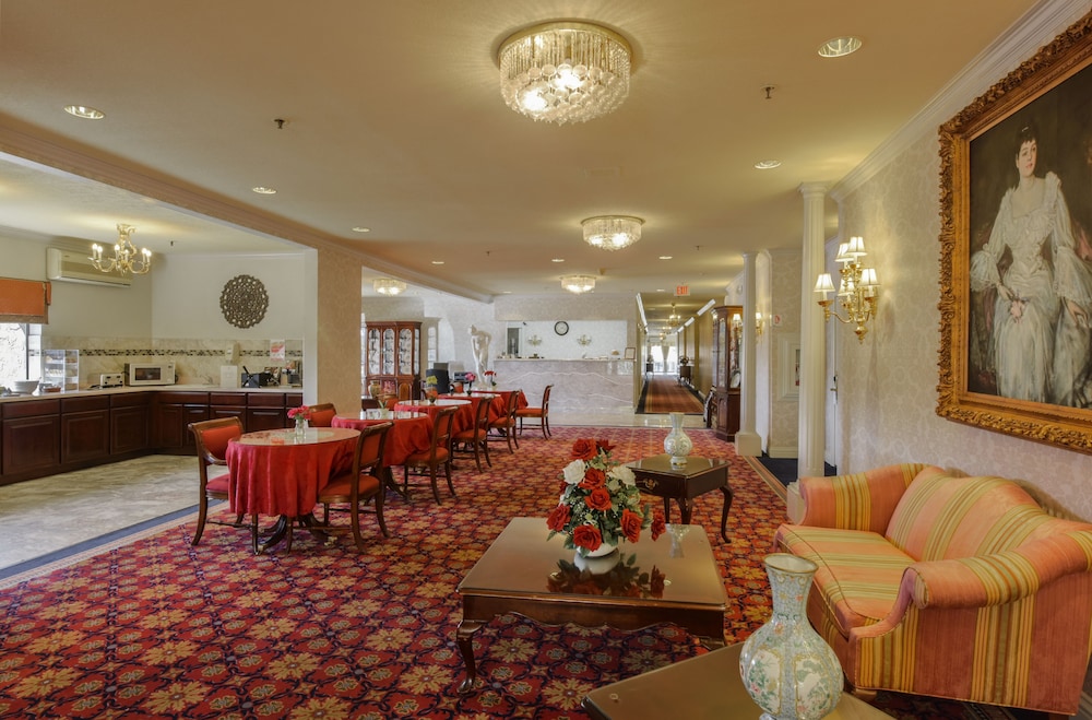 Carlyle Hotel 56/70