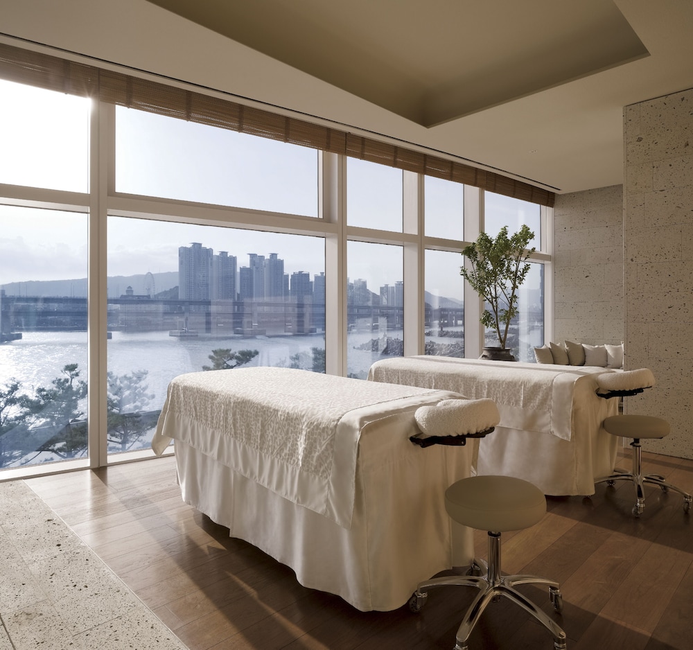 Park Hyatt Busan 45/69