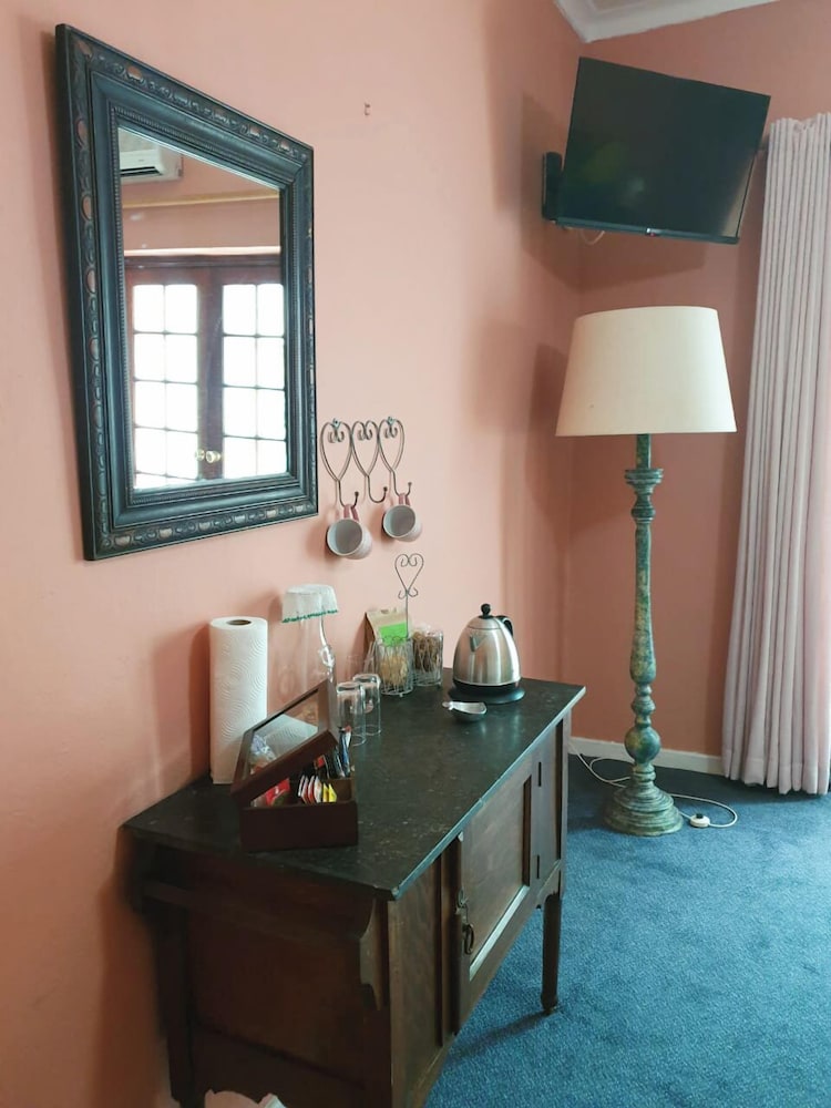 Springfontein Guest House 14/36