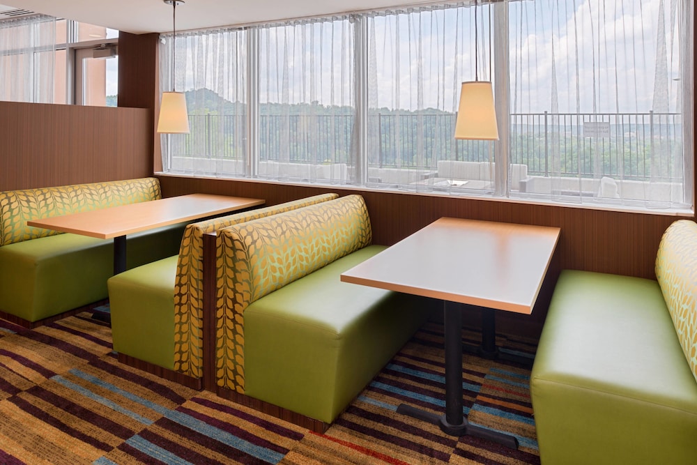 Fairfield Inn And Suites By Marriott Huntington 16/46