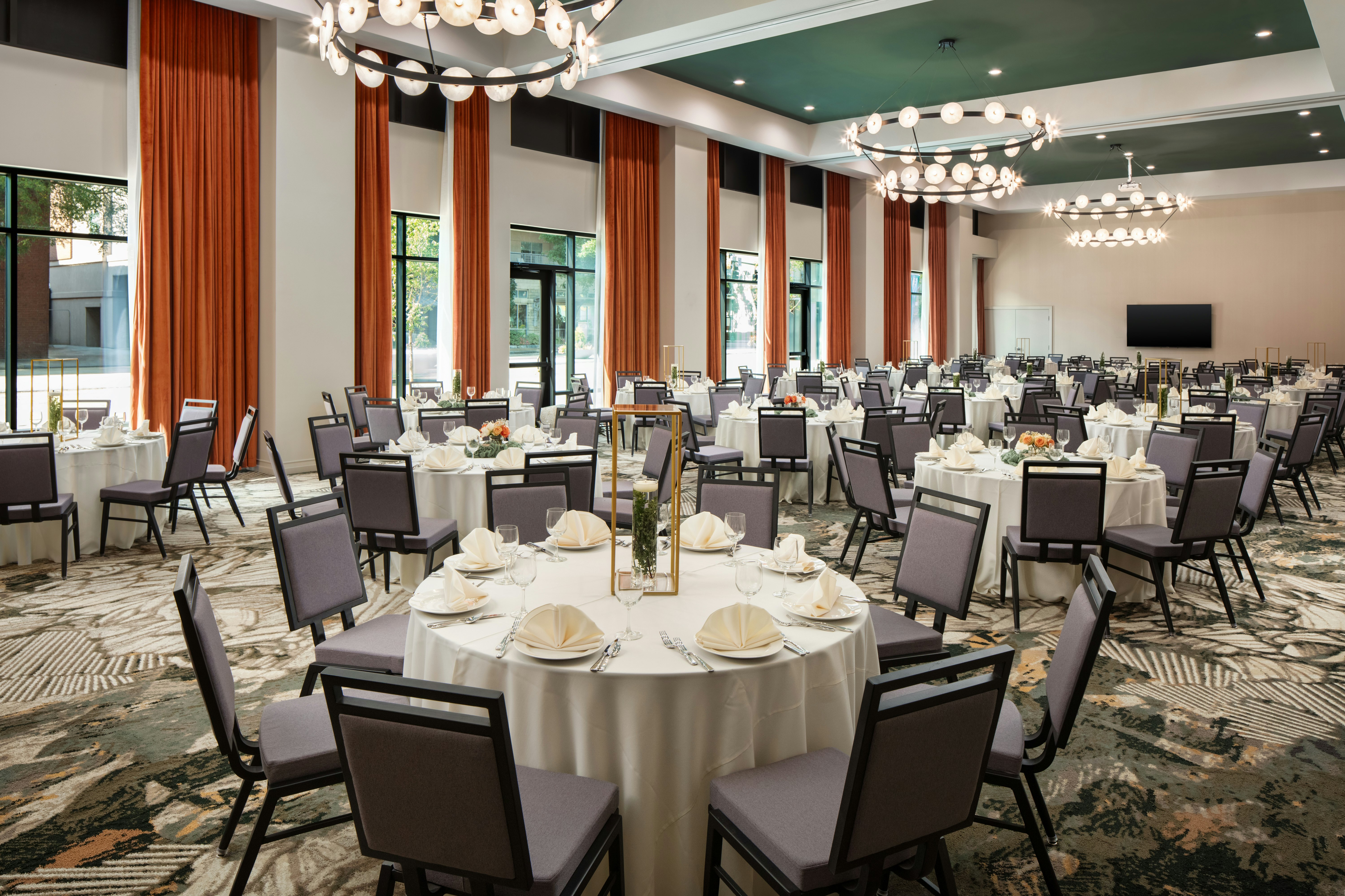 Embassy Suites by Hilton Chattanooga Downtown 45/51