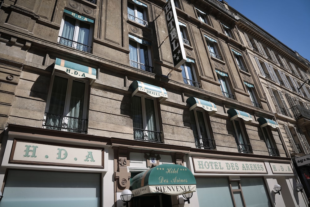 Des Arenes 6/30