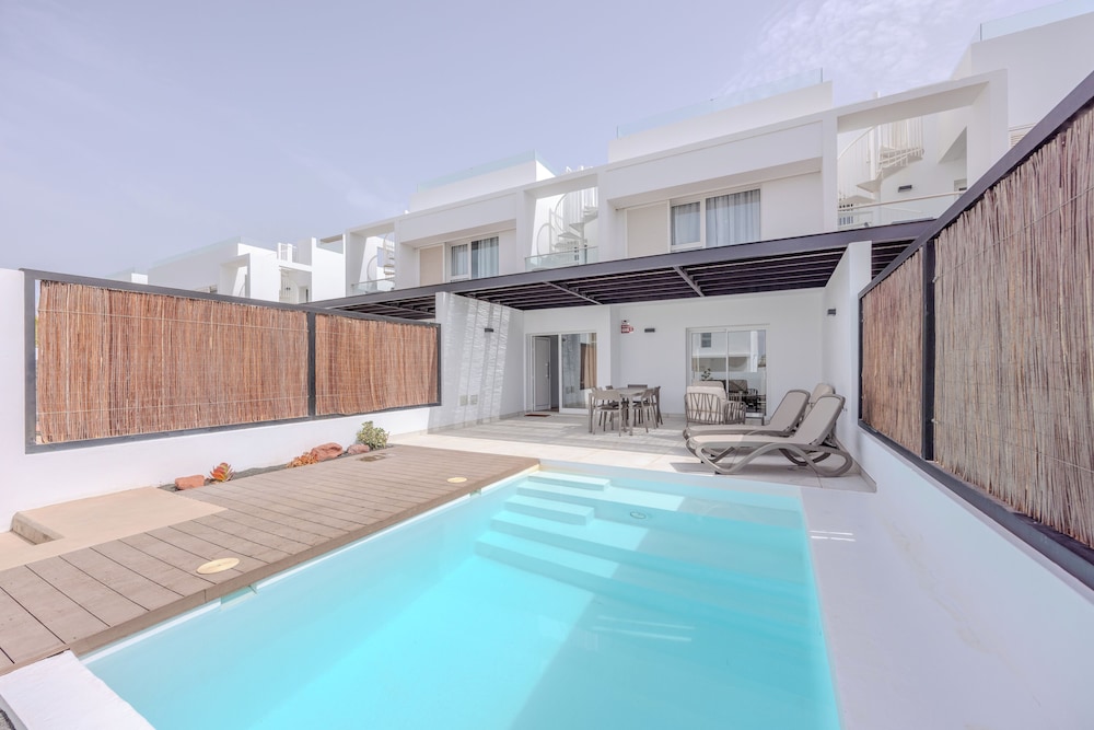 Serena Holiday Homes By LIVVO 19/45