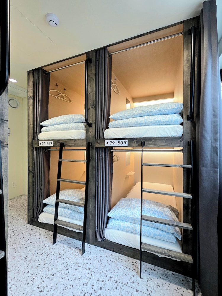 The Cube Hotel - Hostel 19/70