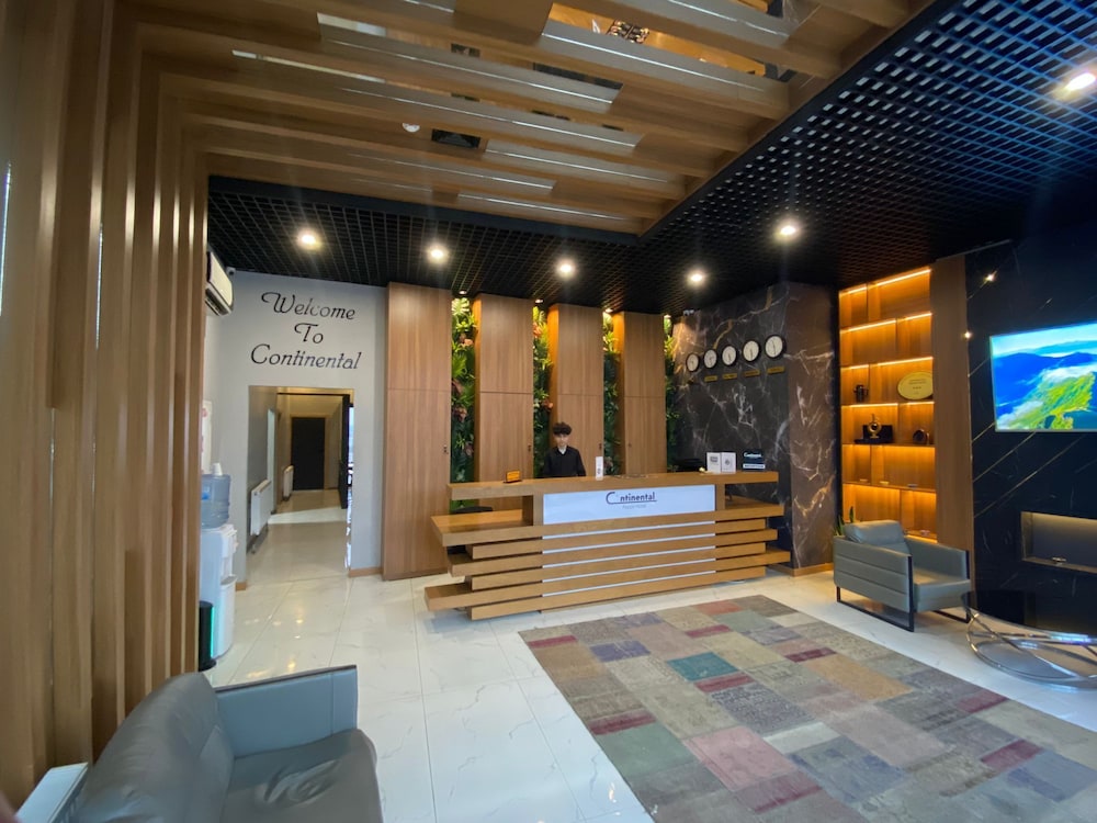 Continental Airport Hotel 8/49