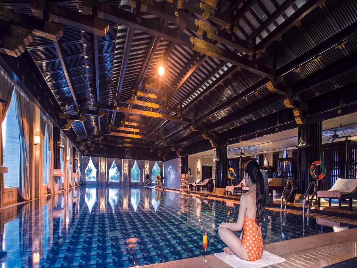 TONGQUETAI NEW CENTURY GRAND HOTEL 42/44