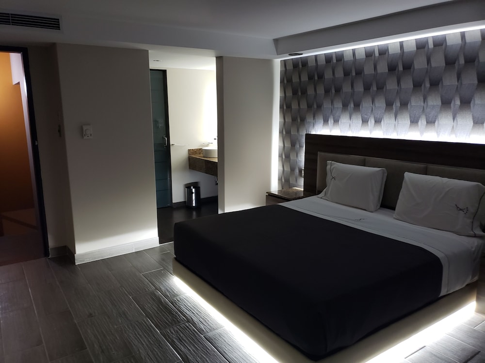 Motel Nuevo Tijuana - Adults Only 5/20
