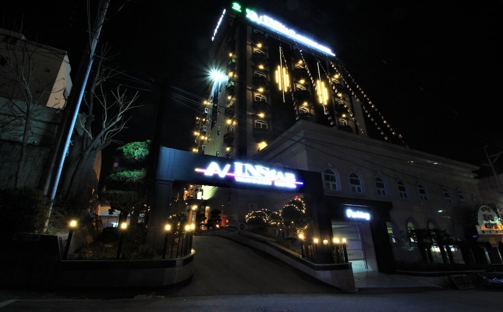 Instar Hotel Yangsan 1/55