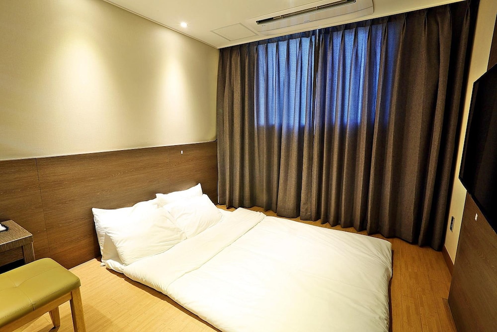 Grandmillions Hotel 14/40