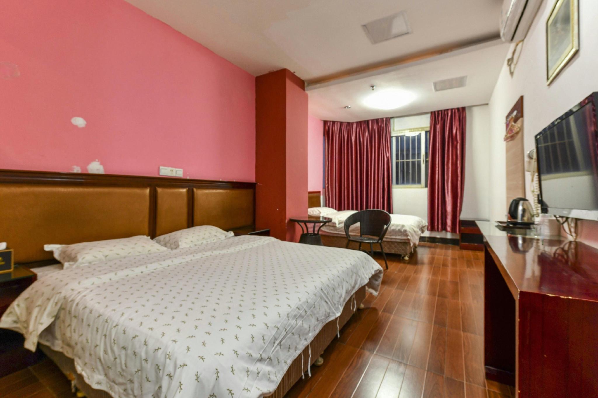 Longxiang Hotel 10/25