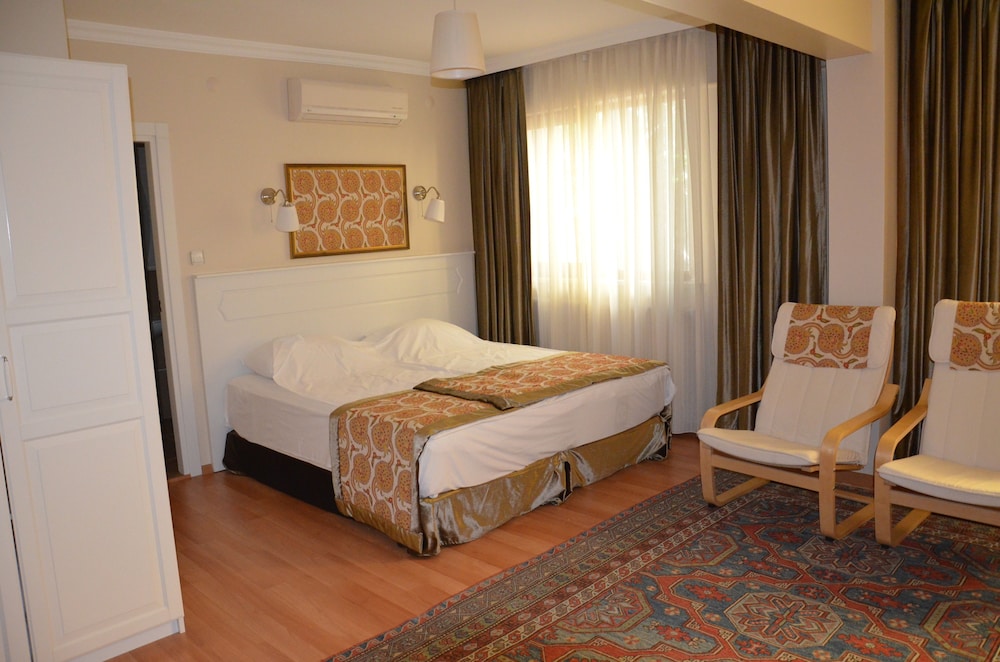 Hotel Fehmi Bey 13/75